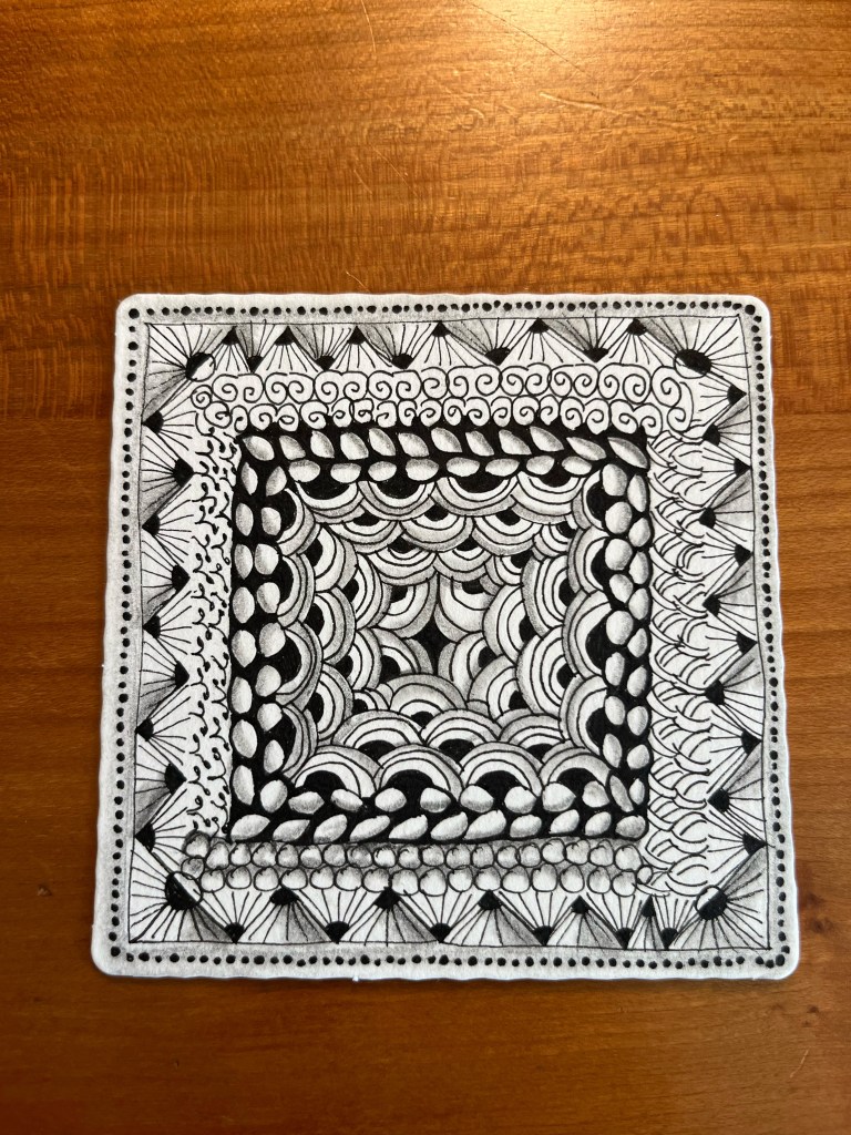 Evolution of a zentangle design in consecutive development
